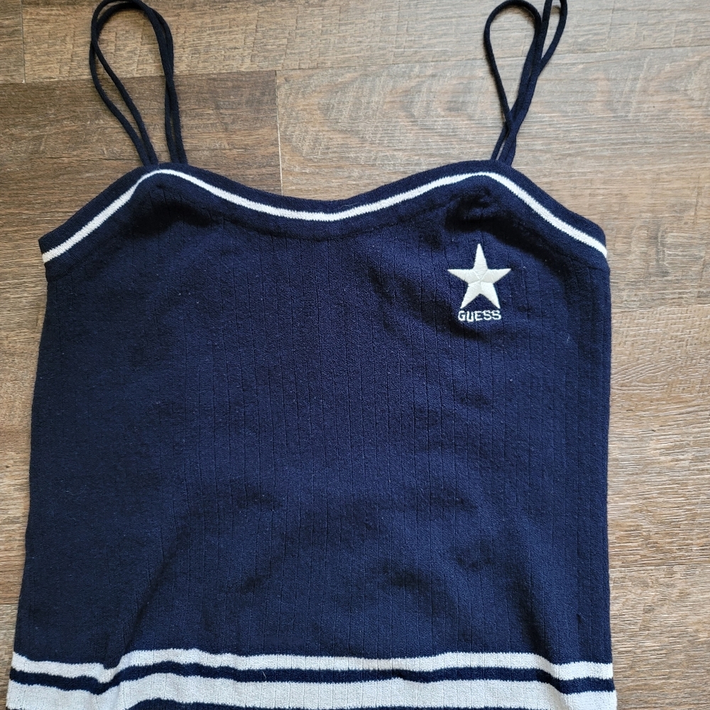GUESS top